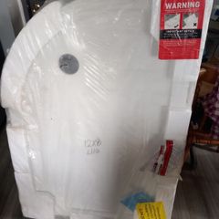 Left hand quadrant shower tray ( REDUCED ) Sensible offers