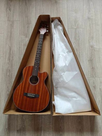 Stagg SA25-ACE-MAHO electro-acoustic grand auditorium guitar