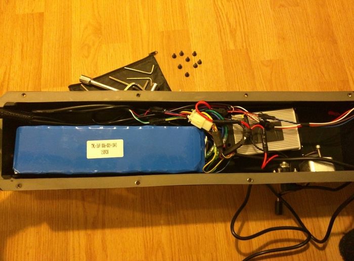Electric Scooter (needs new battery)