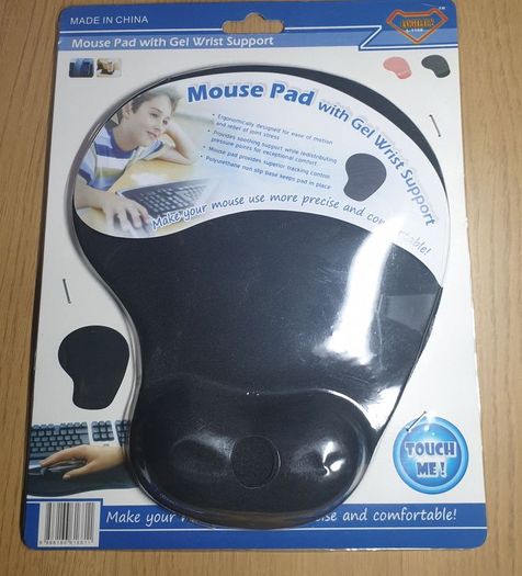 Mouse pad with Gel Wrist Rest Support(OUT OF STOCK)