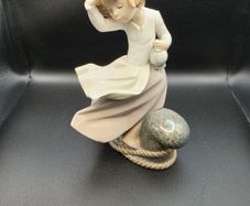 Vintage NAO by Lladro Porcelain Girl Figurine Spain