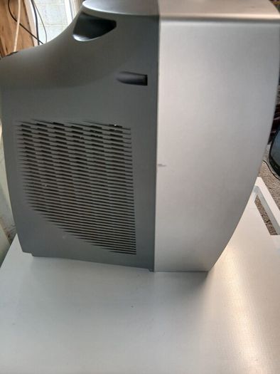 Black diamond crt/vhs combo