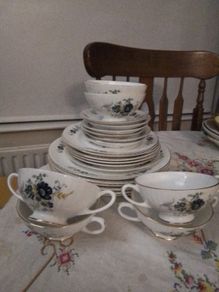 Royal Tara "Cornflower" Dinner Ware