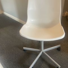 kids desk chair