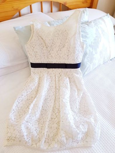 Off White Mini Dress - Size 6-8