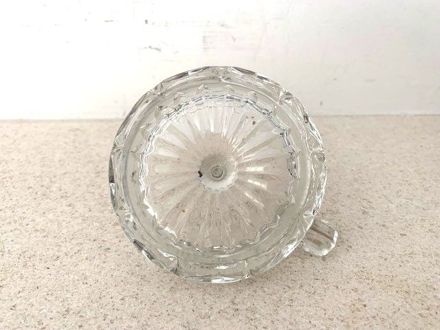 Vintage 1937 Art Deco glass ring holder with handle