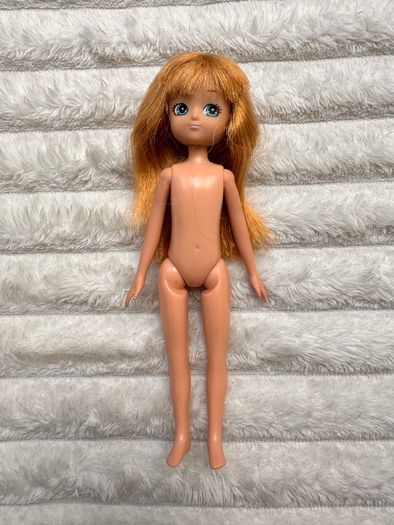 Arklu Lottie Doll Blonde Hair Blue Eye Princess Doll Tiara Loose legs approx. 18 cm. Used Please see photos