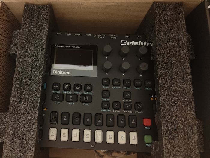 Elektron Digitone Mk1 Like New