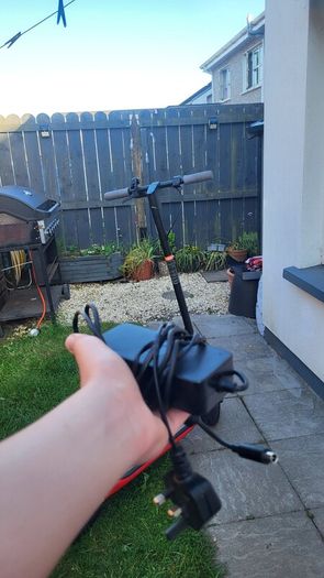 Electric scooter ninebot D18e in good condition(segway).