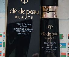 Cle De Peau Radiant Cream Foundation SPF30 PA++ in Shade I01