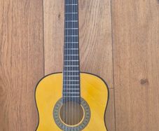 Startone CG-851 3/4 size acoustic guitar with bag and tuner.
