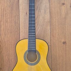 Startone CG-851 3/4 size acoustic guitar with bag and tuner.
