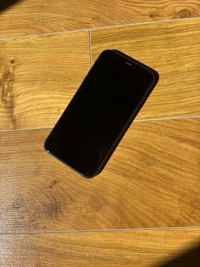 iPhone 11 64GB