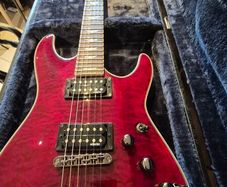 Schecter Extreme Omen6  guitar immaculate