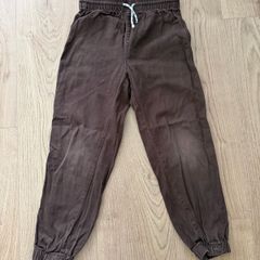 Boys pull on joggers size 6-7