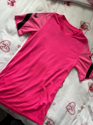 mens nike t shirt