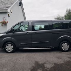 Ford Transit Custom Kombi 9 Seater 2019