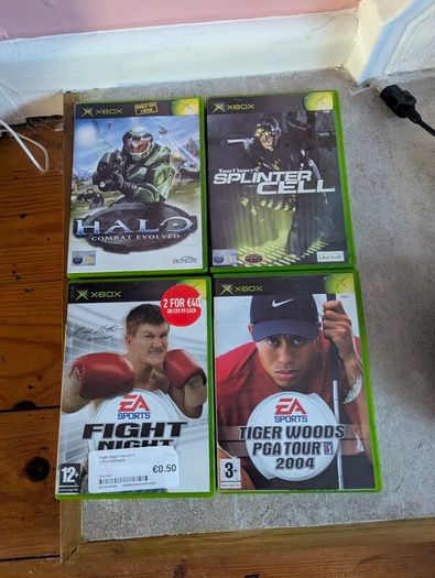 Crystal Xbox original (Modded) + 2 controllers + 4 games