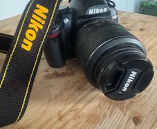 Nikon D3000