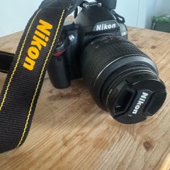 Nikon D3000