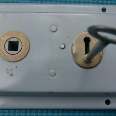 Double Handed Flanged Rim Door Lock 6" x 4"