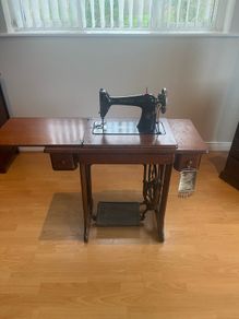 vintage singer sewing machine