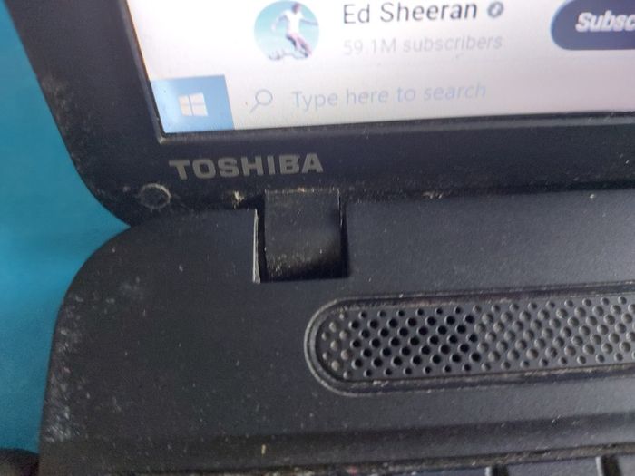 Toshiba Satellite Model C50-A-16C, Intel Pentium CPU B960, 2.2 GHz, 6GB Ram, 1 Terrabyte HDD, Microsoft Edge, Chrome, and VLC