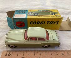 Corgi 224. Bentley Continental, boxed. Excellent condition. (1961/65)