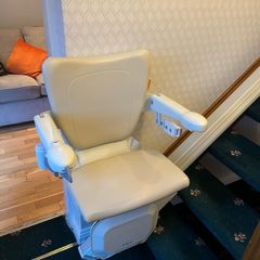 Handicare 1100 Straight Stairlift 2021