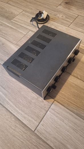Leak Stereo 30 Amplifier