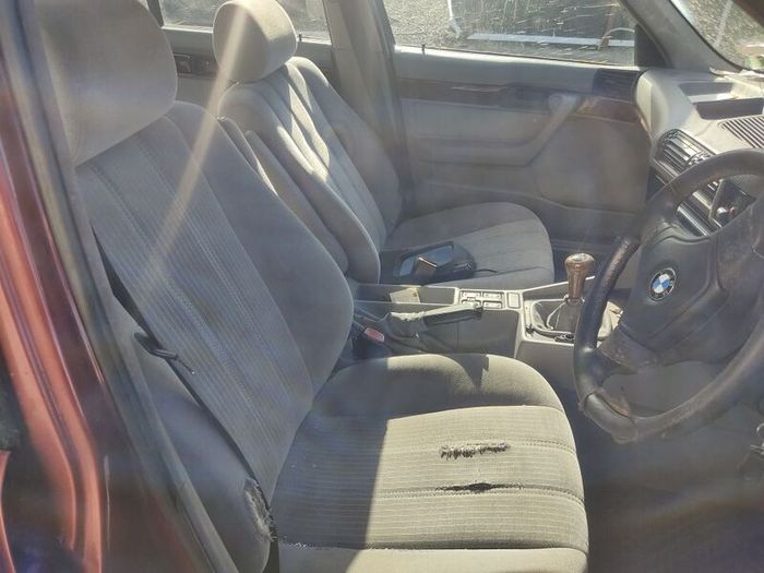 BMW 518i E34 breaking