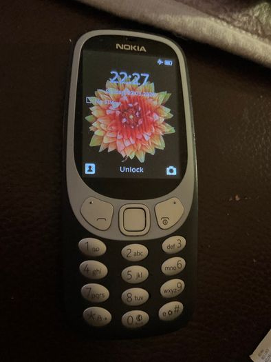 nokia 3310 with charger