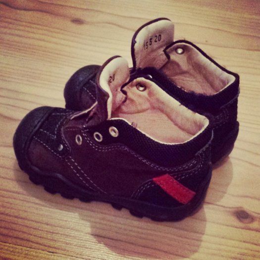 Boys LEATHER boots size 20 toddler
