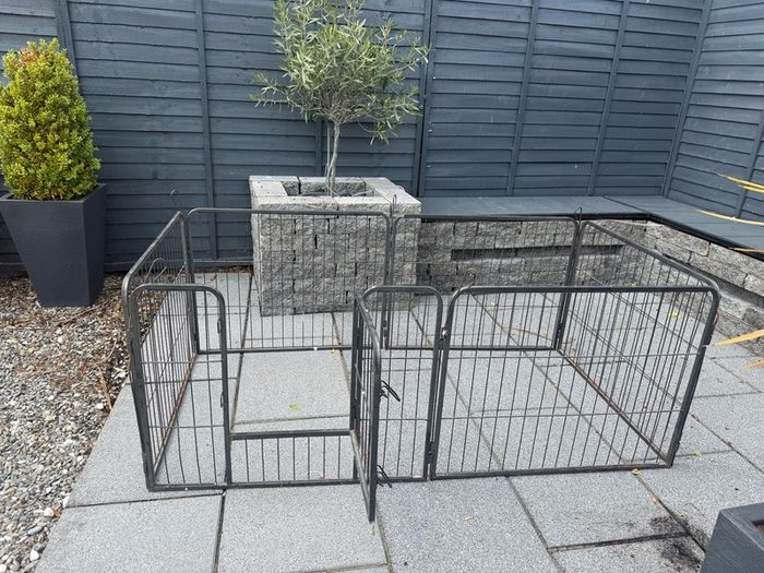 Dog pen