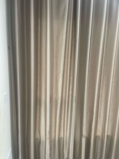 Wave Fold curtain and ceiling track set