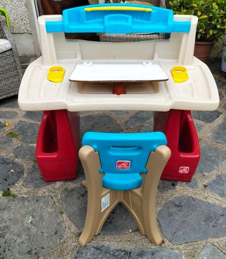 Step2 Deluxe Art Master Desk, a popular plastic children's activity workstation.