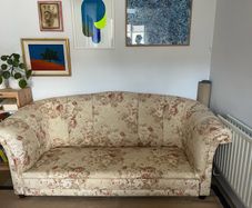 Free vintage sofa