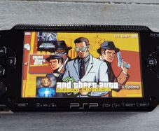 Psp Modded 64 GB Original battery charger 40 psp Perfect
