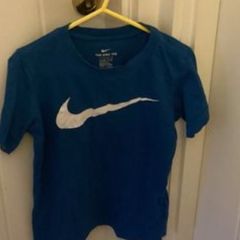 Nike blue T-shirt age 6/7