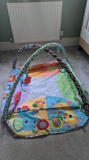 Baby playmat