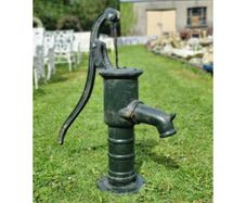 Cast Iron Pump Small Dark Green CH R 063
