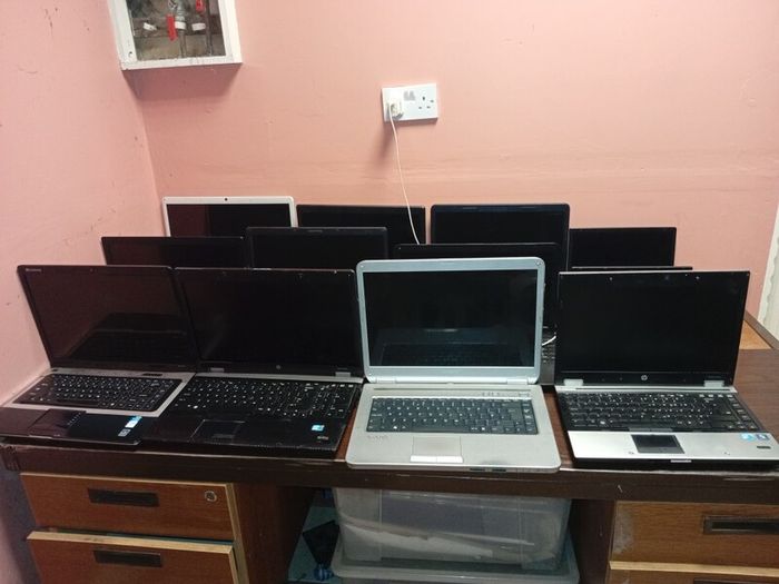 30 job lot laptops