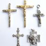 Collection of five religious crucifix and cross pendants Image 2