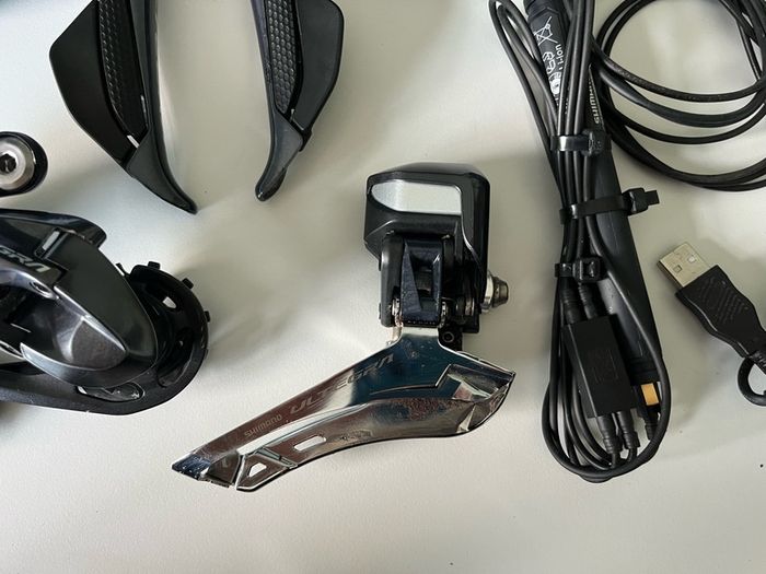 Ultegra Di2 8050