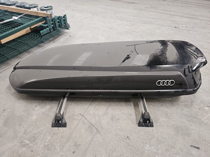 Audi Q7 Roof box and Cross Rails 310L / Medium