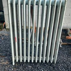 4 cast iron radiators 2 sold
