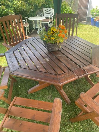 Table and chairs