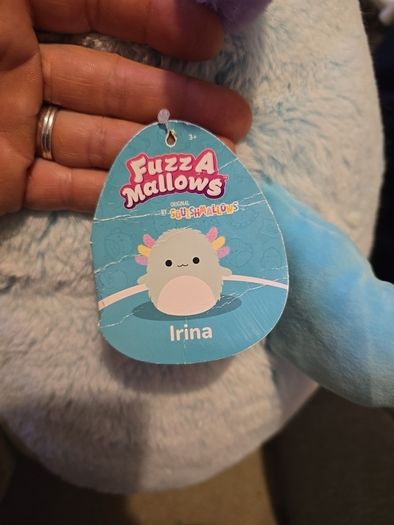 61 cm Irina Squish mallow tag on