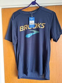 running shirt
