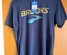 running shirt